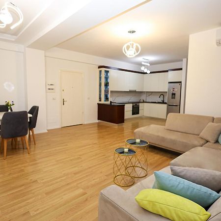 Romina Apartment Berat Exteriör bild