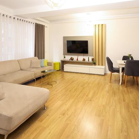 Romina Apartment Berat Exteriör bild
