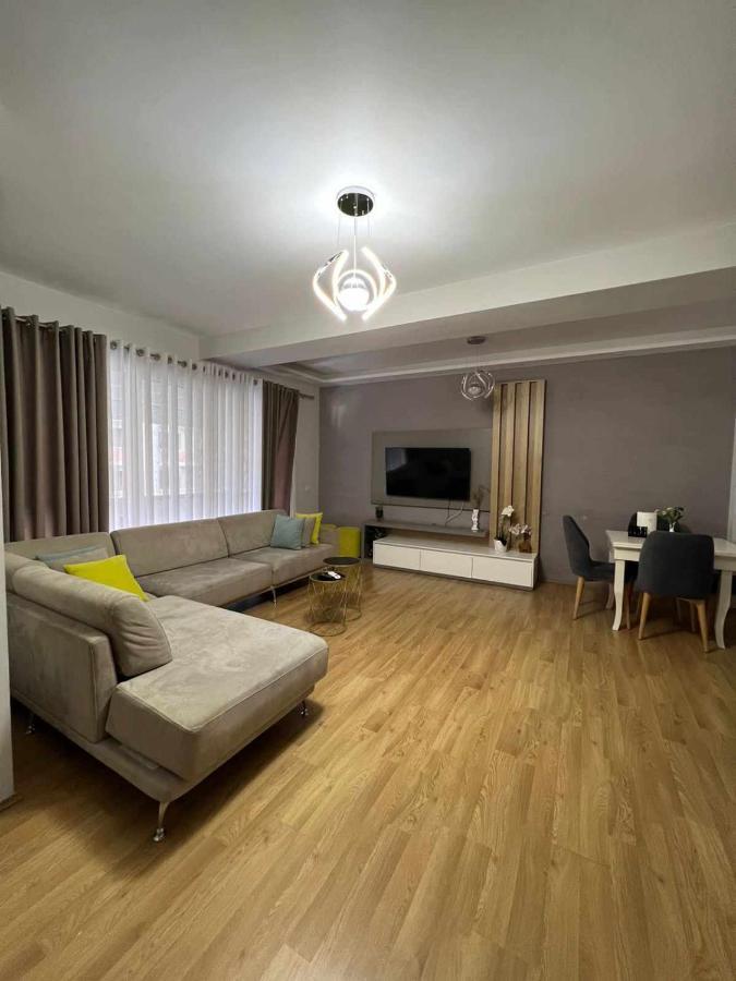 Romina Apartment Berat Exteriör bild