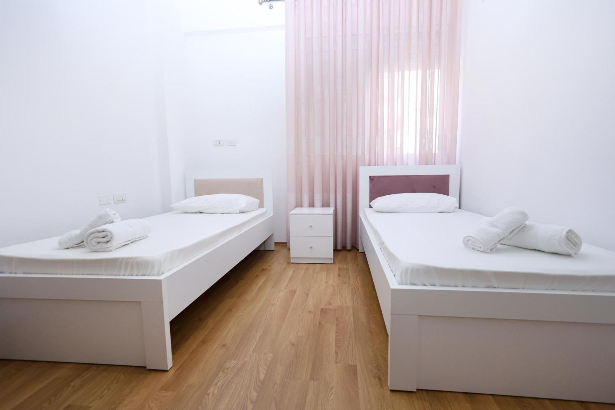 Romina Apartment Berat Exteriör bild