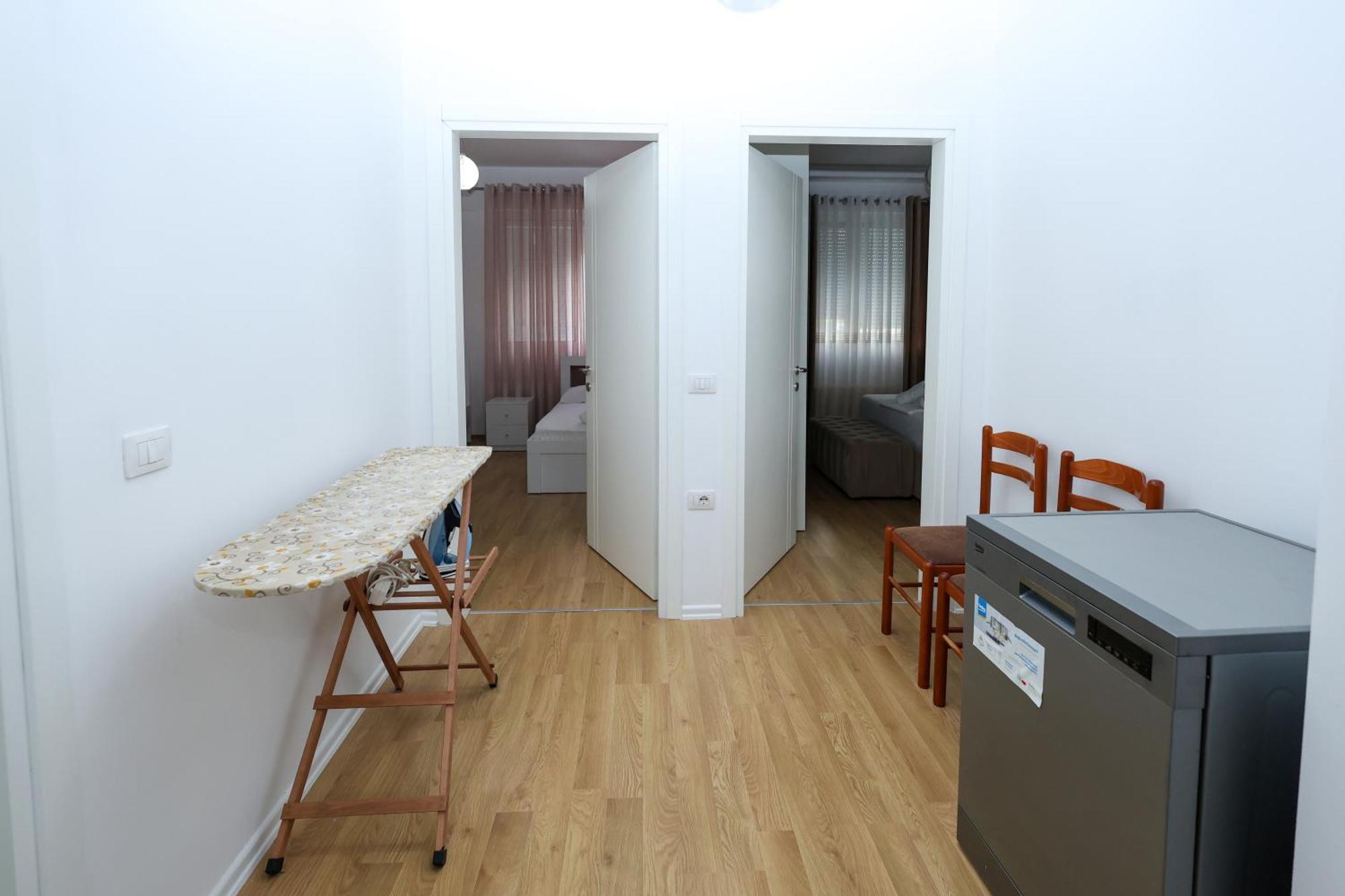 Romina Apartment Berat Exteriör bild